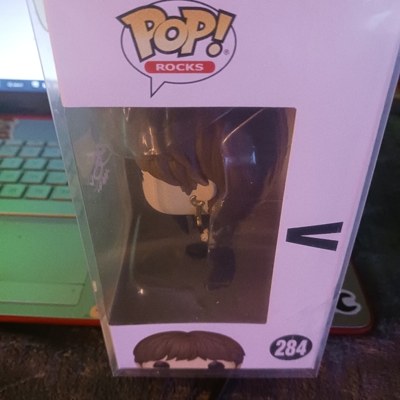 Funko Pop!Rocks-BTS J-Hope,JungKook,Suga,RM,Jimin,Jin,& V-Fiscal Autographed!!!! - Picture 11 of 11